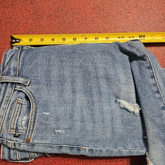 Judy Blue Women's 30 Relaxed Fit Distressed Stretch Mid Rise Tapered Blue Jeans - Picture 10 of 11